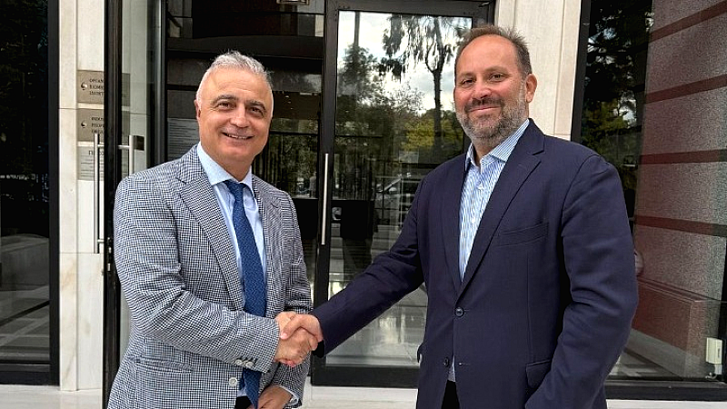Στήριξη της κυβέρνησης στον ΟΒΙ για τον εκσυγχρονισμό διαδικασιών και ταχύτερη εξυπηρέτηση επιχειρήσεων