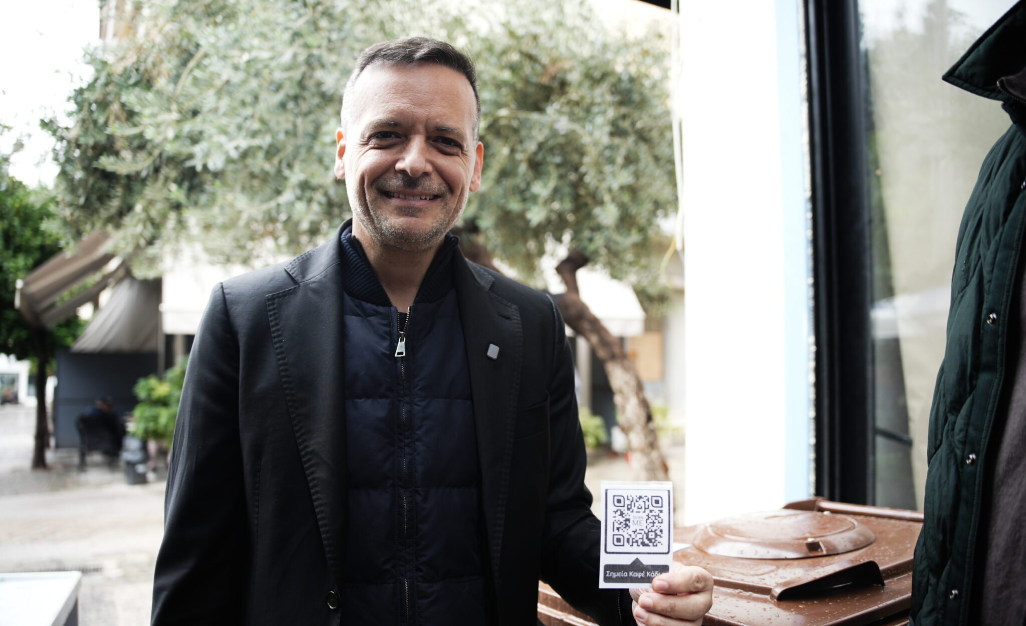 Δήμος Αθηναίων: Επιπλέον 2.200 οικιακοί καφέ κάδοι & 7.000 βιοδιασπώμενες σακούλες στη 2η Δημοτική Κοινότητα