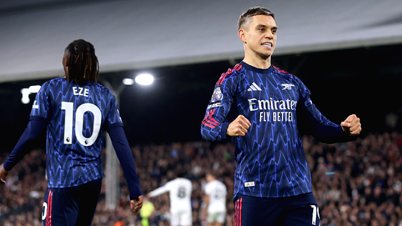 Η Άρσεναλ συνεχίζει μόνη στη κορυφή της Premier League