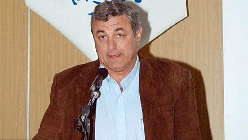 Ο Ευθύμης Κιουμουρτζόγλου αποκαλύπτει την ηλεκτρονική αυτοβιογραφία του «74 χρόνια χωρίς ανάσα»