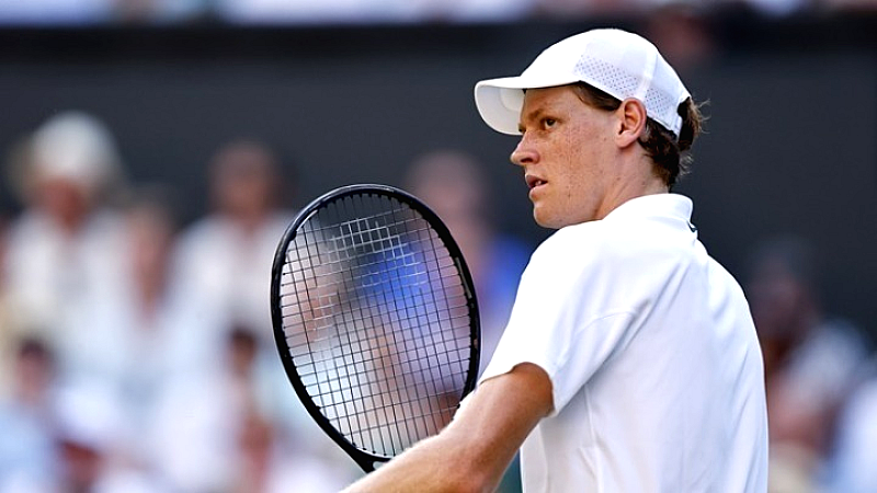 Ο Γιάνικ Σίνερ προκριθεί στα προημιτελικά του Masters 1000 στο Παρίσι για πρώτη φορά