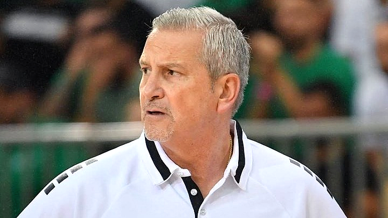 Ο Ηλίας Ζούρος ανέλαβε τον Πανιώνιο