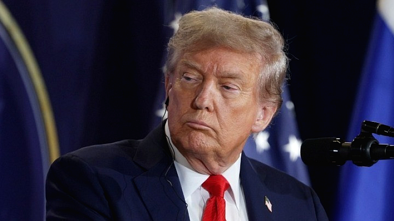 Ο Τραμπ εκφράζει την απογοήτευσή του για την απαγόρευση τρίτης θητείας