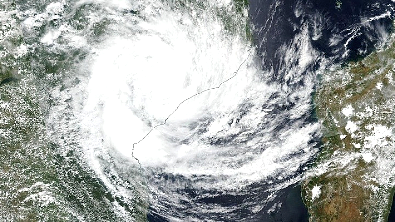 Ο κυκλώνας Μελίσα φτάνει στην Κούβα, υποβαθμισμένος σε κατηγορία 3