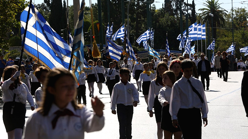 Εντυπωσιακή η μαθητική παρέλαση στην Αθήνα για την εθνική επέτειο