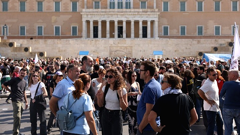 Στη δίνη της απεργίας η χώρα – Πώς θα λειτουργήσουν τα ΜΜΜ