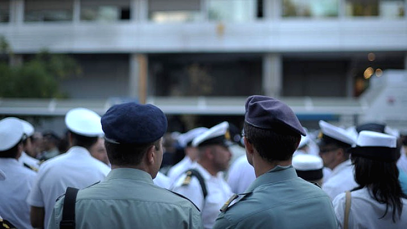 Σε δημόσια διαβούλευση το ν/σ για τις αλλαγές στους φόρους και τους μισθούς ενστόλων του 2026