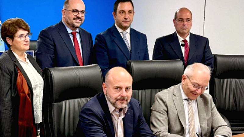 Συνεργασία ΥΝΑΝΠ και ΤΕΕ για την προστασία της νησιωτικής αρχιτεκτονικής κληρονομιάς – Δημιουργία αποθετηρίου διατηρητέων κτισμάτων
