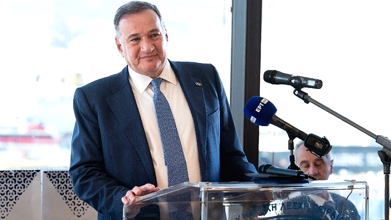 Συλλυπητήρια του Σπύρου Καπράλου για την απώλεια του Λάμπη Νικολάου