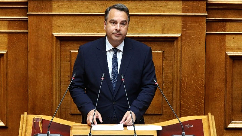 Προσοχή: Ιδιαίτερες προειδοποιήσεις από τον Θανάση Παπαθανάση για ψεύτικο προφίλ στο Facebook