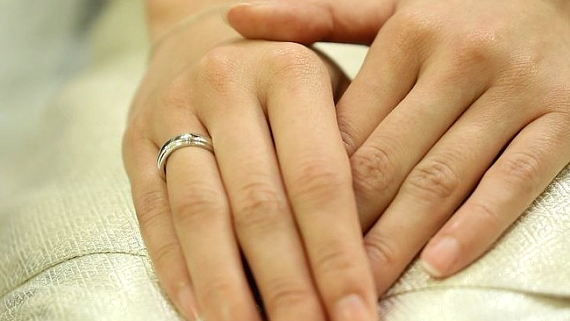 Νέο ψηφιακό βήμα για τον γάμο στο Άμπου Ντάμπι: παντρευτείτε με ένα κλικ