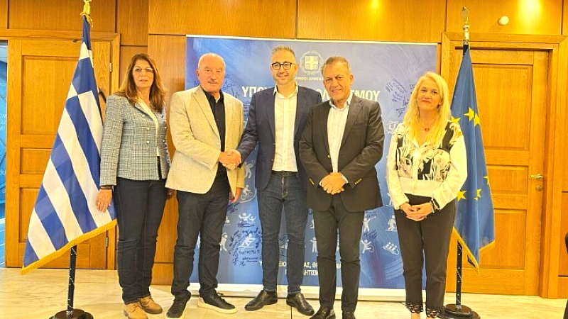 Νέα λύση για τον υγρό στίβο της Θεσσαλονίκης στο κολυμβητήριο Ωραιοκάστρου