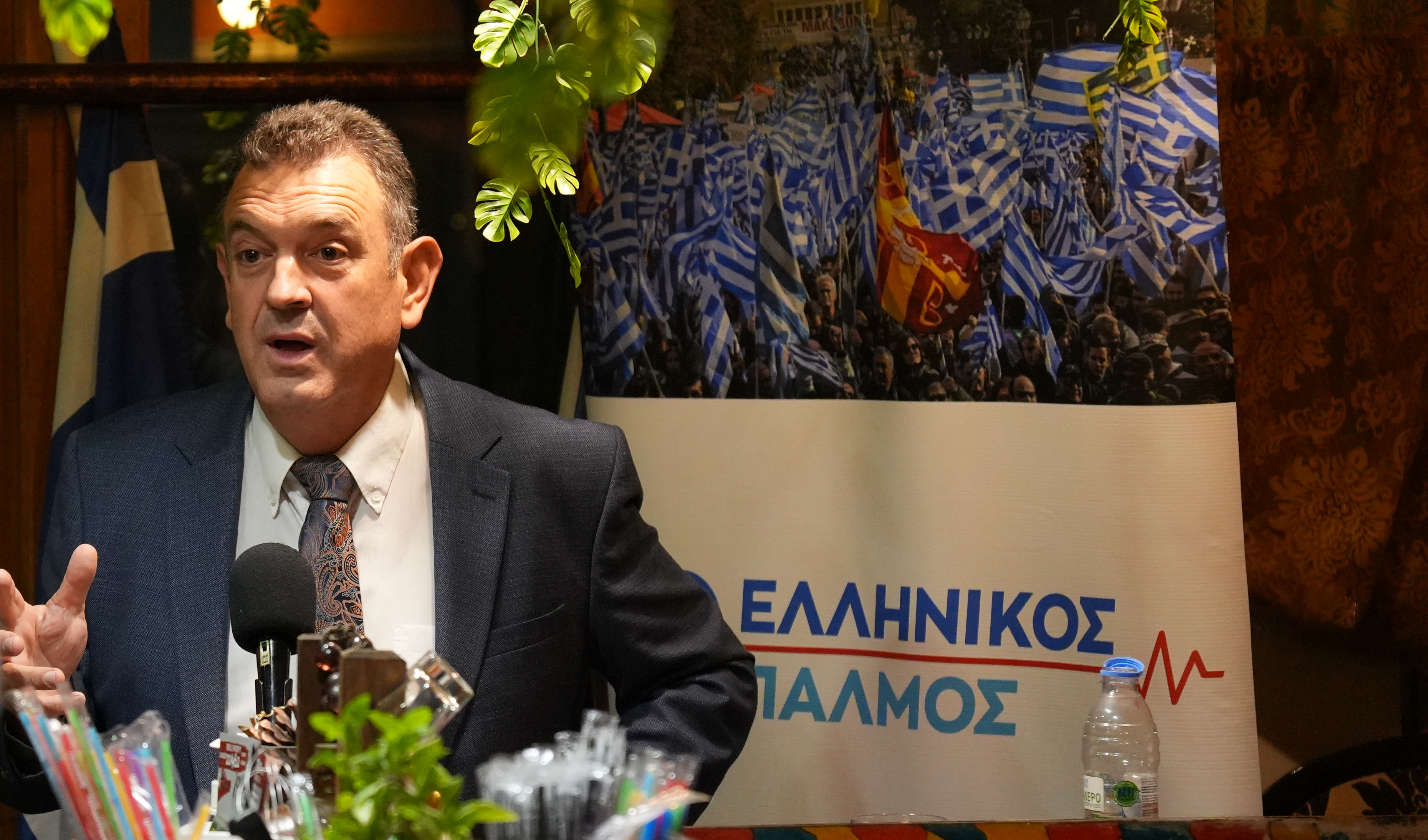 Νίκος Παπαδόπουλος στην Νάουσα: «Είμαστε μια οικογένεια, που χτυπά με μία καρδιά, με Ελληνικό Παλμό!»