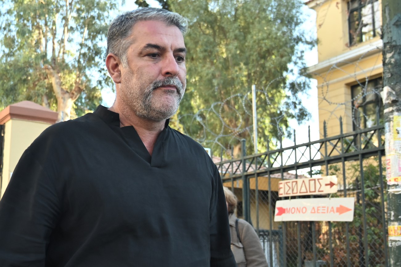 Βασίλης Μπισμπίκης: Καταστροφές από τροχαίο – Τι δηλώνει το θύμα