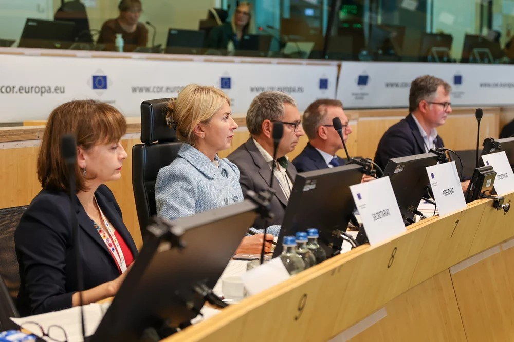 Ευρώπη: Αίτημα δήμων και περιφερειών για ενίσχυση της στήριξης προς τις νεοφυείς επιχειρήσεις