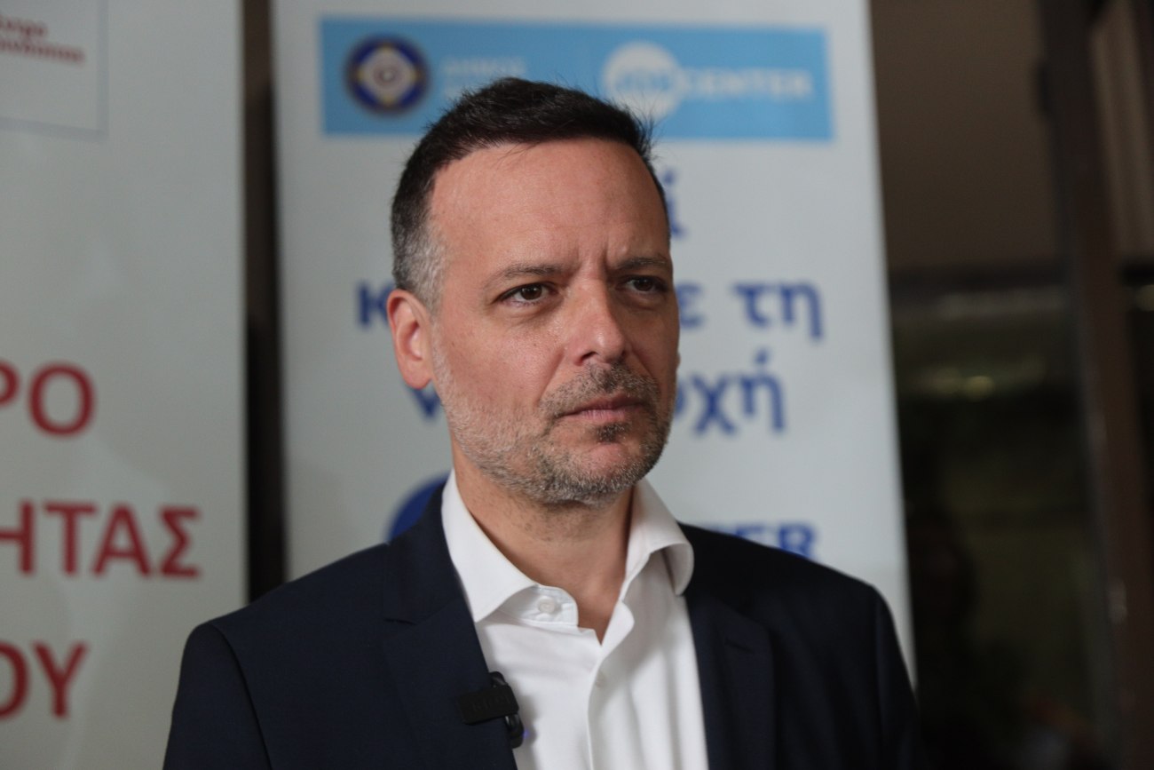 Στην Αθήνα παραμένει ο Δούκας, δεν θα θέσει υποψηφιότητα για βουλευτής