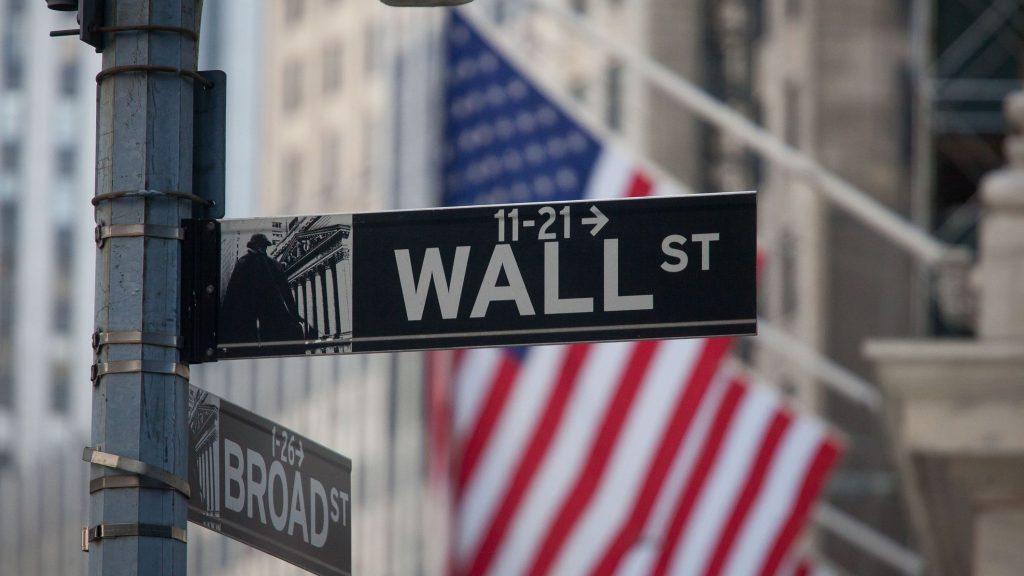 Wall Street: Οι αγορές αγνοούν το shutdown και καταγράφουν ιστορικά υψηλά