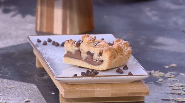 Συνταγή για crumble γεμιστό με πραλίνα: Ένας γλυκός πειρασμός