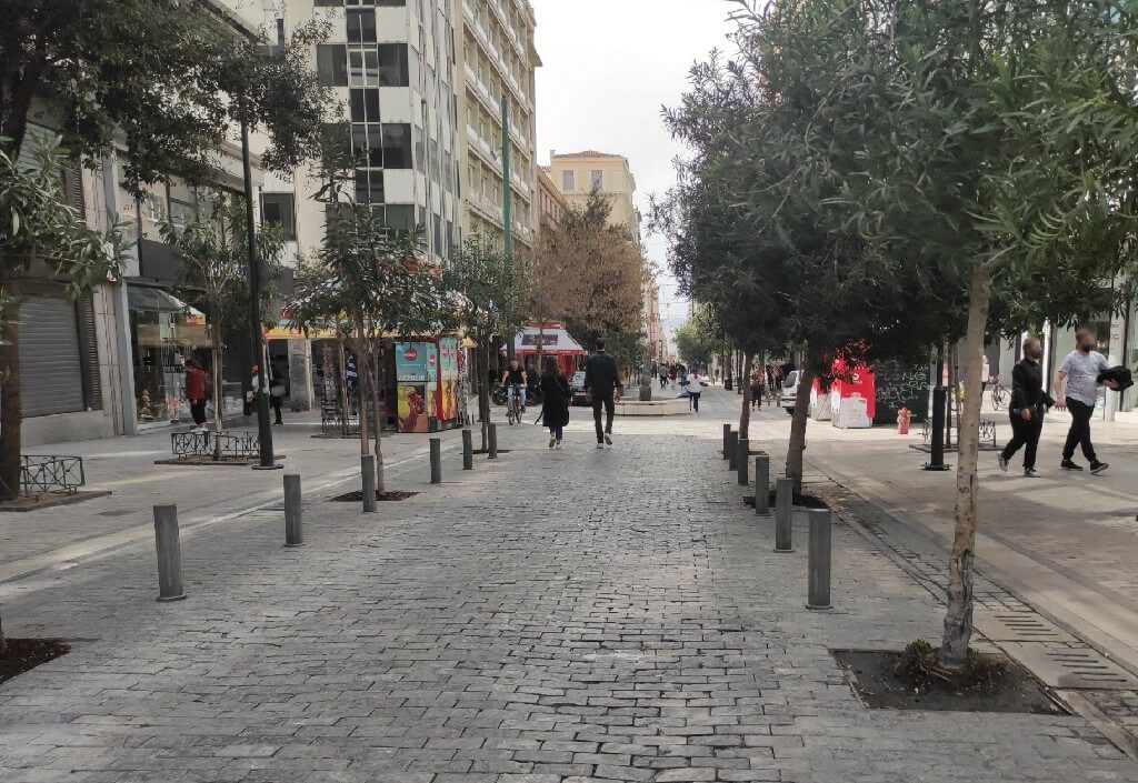 Τέσσερις ανήλικες συλλαμβάνονται για κλοπή προϊόντων από κατάστημα στο κέντρο της Αθήνας
