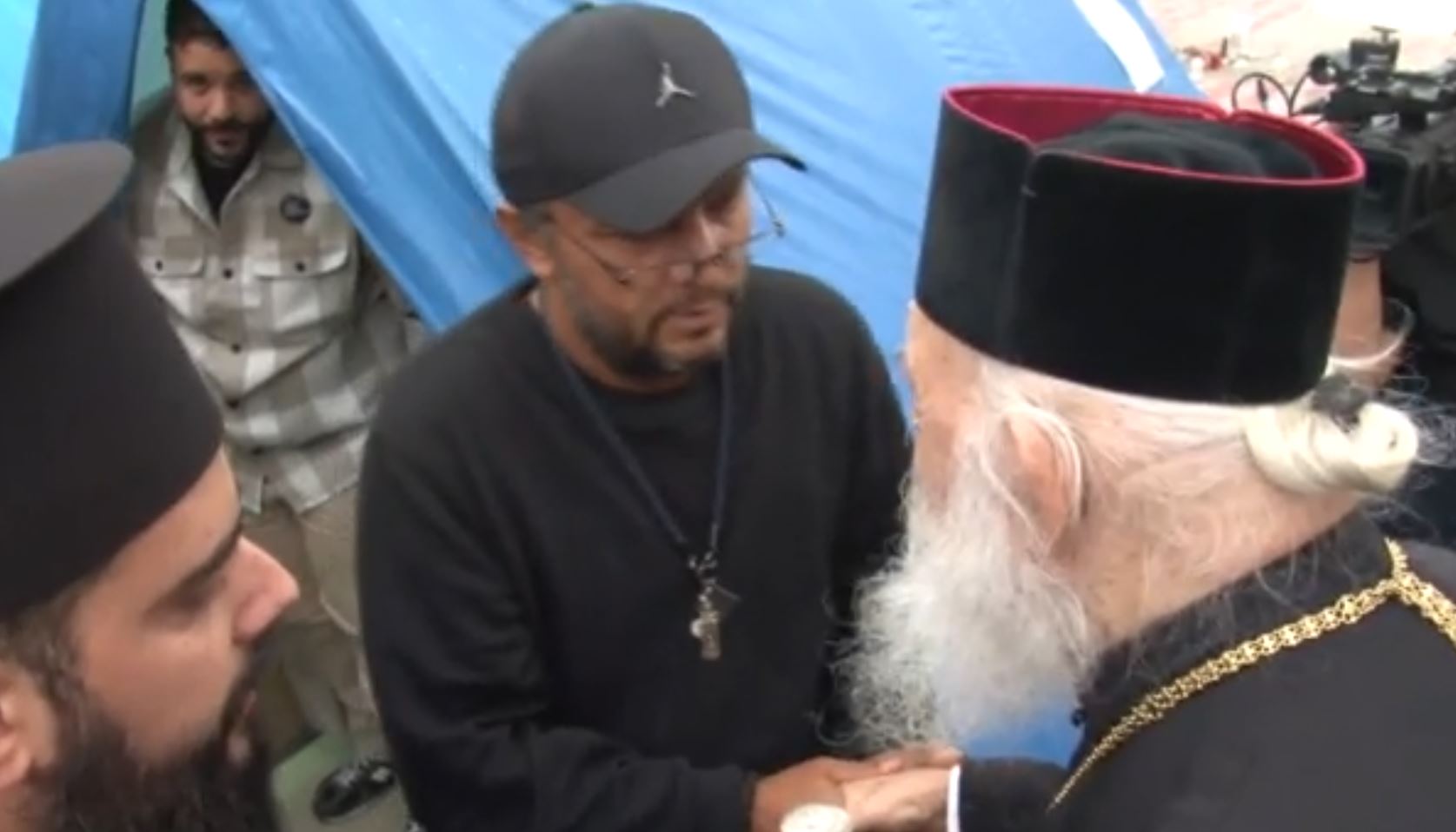 Ο αρχιεπίσκοπος Ιερώνυμος επισκέπτεται τον Πάνο Ρούτσι