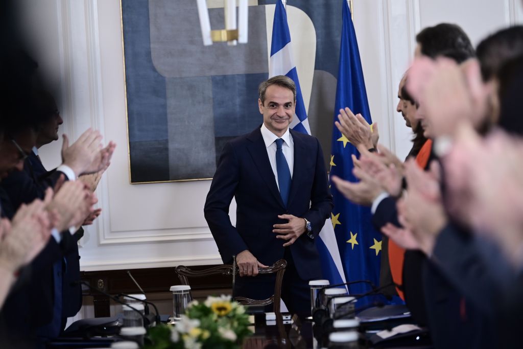 Η αλαζονεία μπορεί να είναι η μεγαλύτερη αδυναμία των καθεστώτων