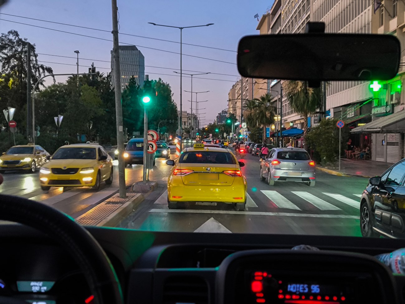 Έρχονται ειδοποιήσεις για τέλη κυκλοφορίας και ανασφάλιστα οχήματα