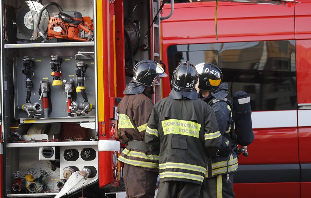 Πυρκαγιά σε εγκατάσταση καυσίμων στην Κριμαία μετά από επίθεση με ουκρανικά drones