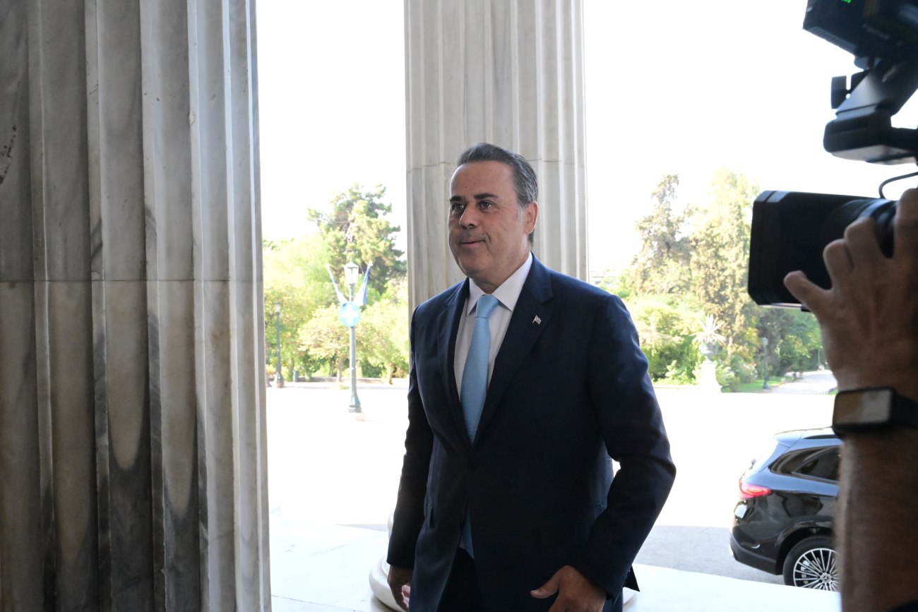 Αποτροπή πισωγυρισμάτων στο καλώδιο Ελλάδας – Κύπρου από τον Παπασταύρου