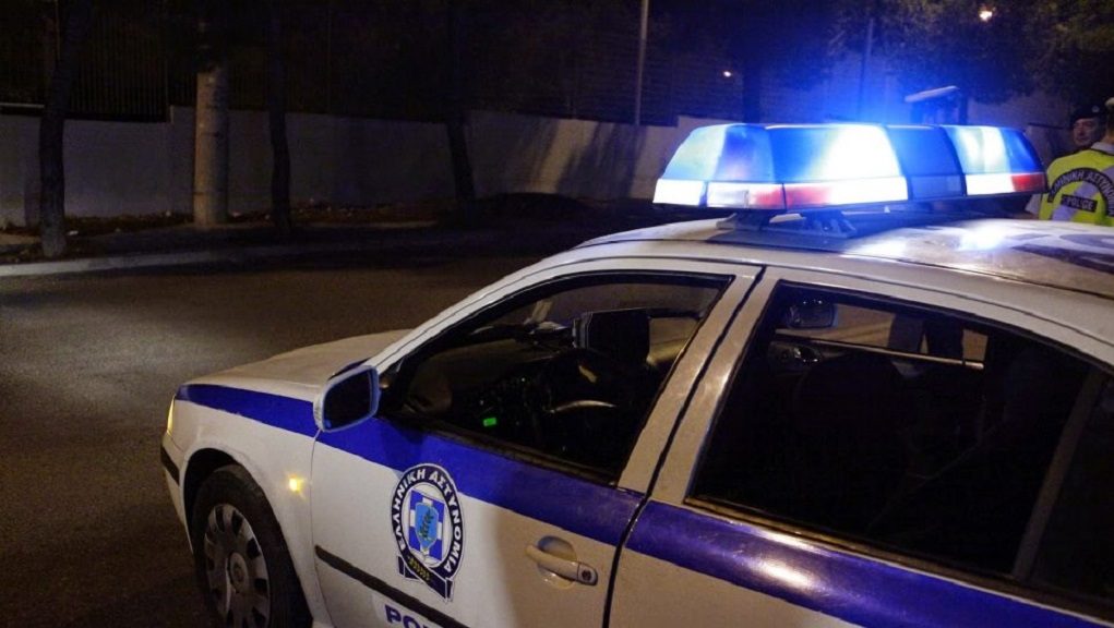 Κρυονέρι: άνδρας ταμπουρώθηκε στο σπίτι του και απειλούσε να αυτοκτονήσει – παραδόθηκε στην αστυνομία