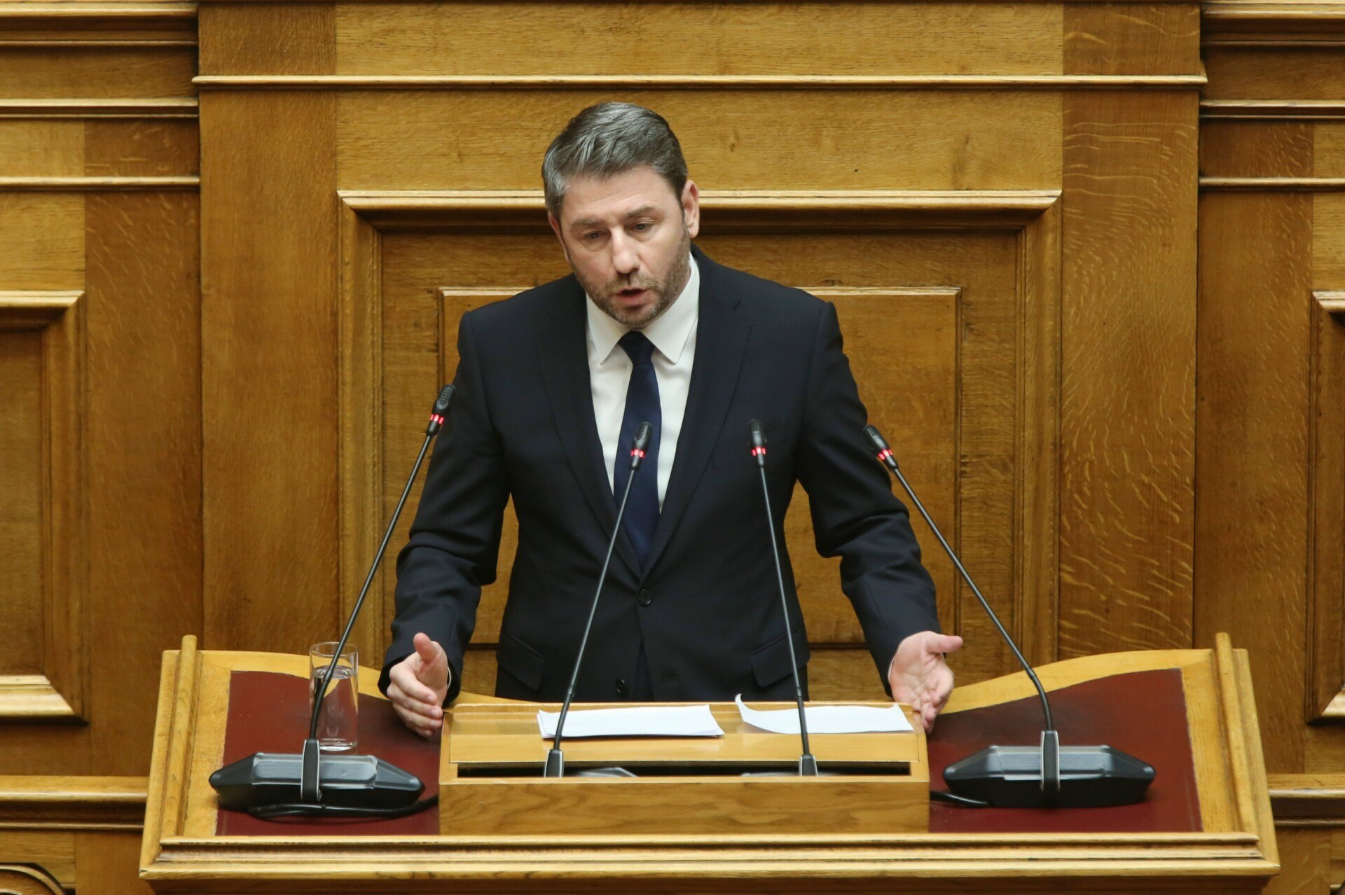 ΠΑΣΟΚ: Εύθραυστες ισορροπίες και νέα στρατηγική από τον Ανδρουλάκη