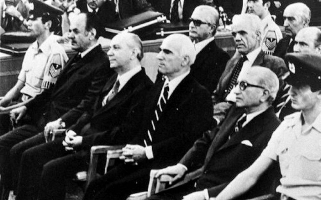 Η δίκη του Πολυτεχνείου: Οι εντολές της Χούντας και η απολογία των κατηγορούμενων