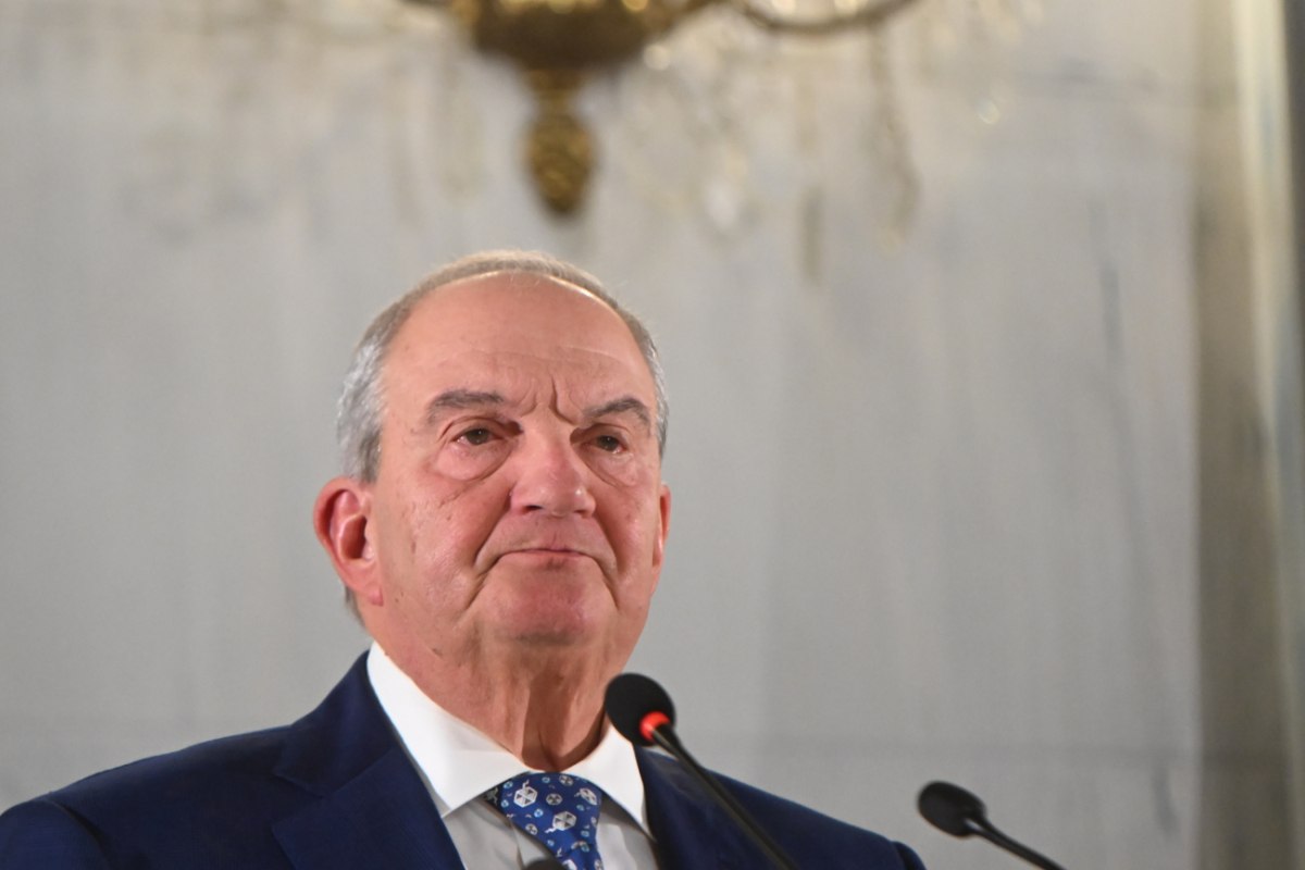 Κ. Καραμανλής: Ανέδειξε τα πολιτικά χαρακτηριστικά του ρήγματος που τον χωρίζει από τον Κυρ. Μητσοτάκη