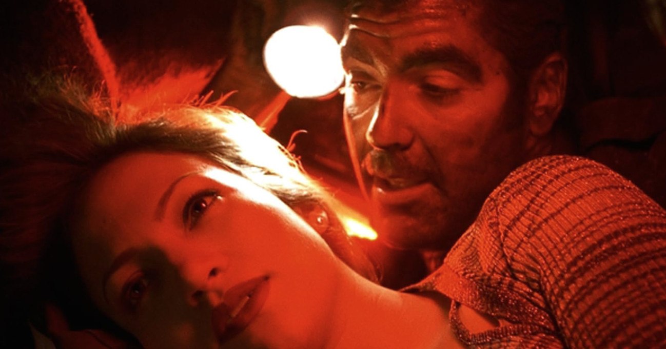 Η τζένιφερ λόπεζ αποκαλύπτει τη χημεία της με τον τζορτζ κλούνεϊ στην ταινία εκτός ελέγχου