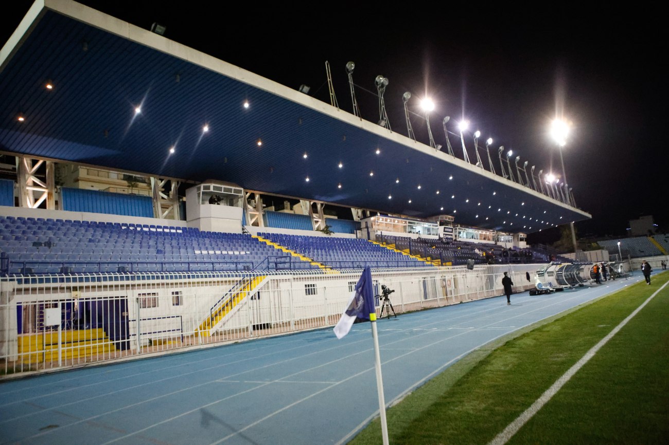 Χειροπέδες στον πρόεδρο του Ατρόμητου για αποθήκευση επικίνδυνων αντικειμένων στο γήπεδο του Περιστερίου