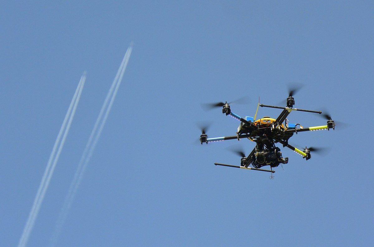 Ουκρανικά drones προκαλούν φωτιά σε μονάδα φυσικού αερίου στη Ρωσία