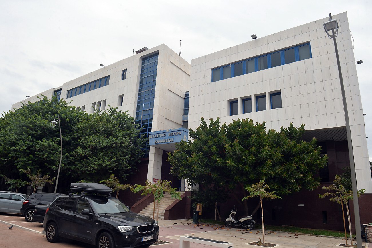 Φοινικούντα: Μαραθώνια απολογία του 22χρονου για τη διπλή δολοφονία – Αρνείται τη συμμετοχή του