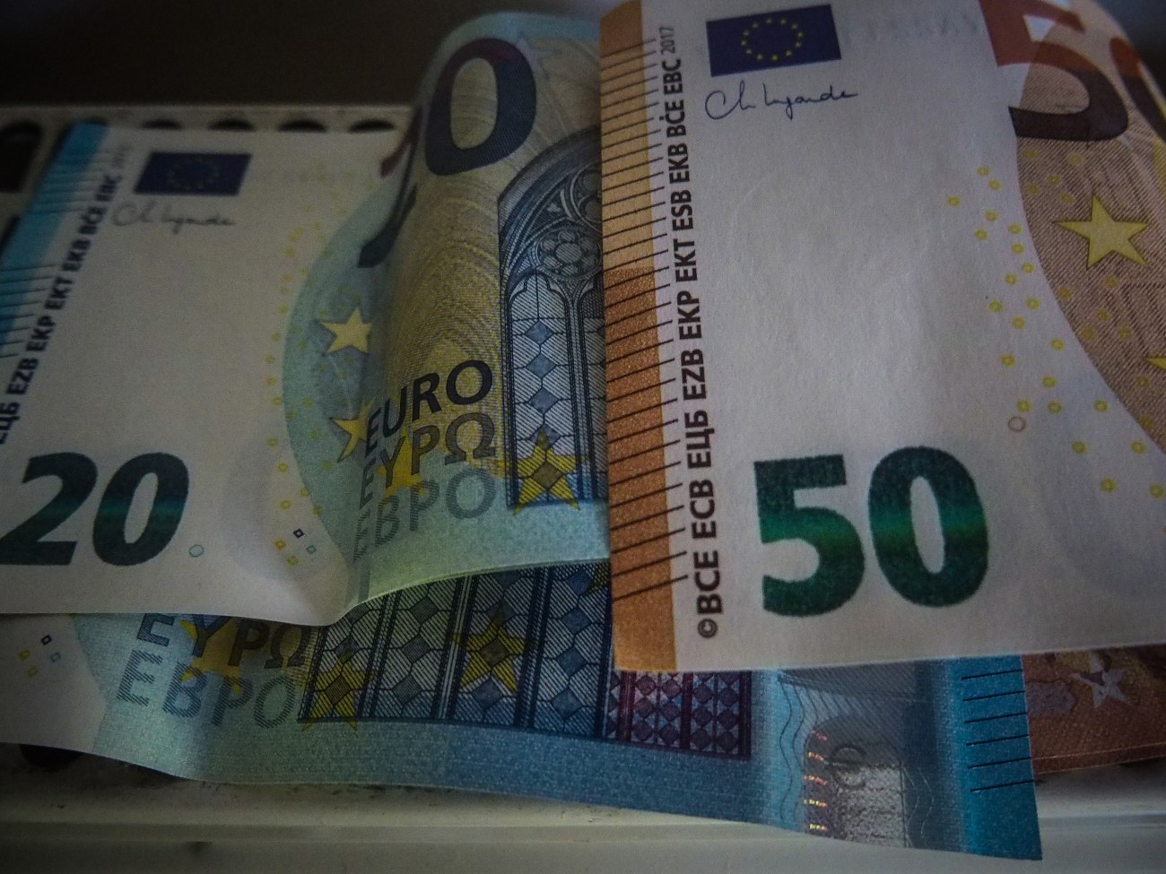 Πολλαπλές ταχύτητες στην ενιαία αγορά: Η Ευρώπη βυθίζεται στη φορολογική ανισότητα