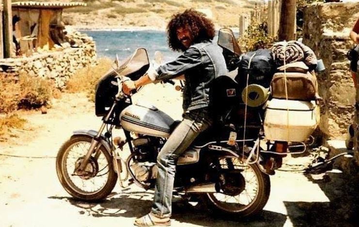 Γιώργος Ψωμόπουλος: Θλίψη στον κόσμο της ελληνικής ροκ για τον θάνατο του μάνατζερ των Magic De Spell