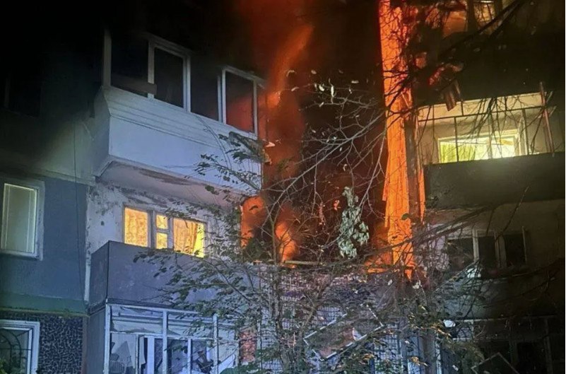 Ουκρανία: Μεγάλη ρωσική αεροπορική επίθεση προκαλεί εκρήξεις στο Κίεβο και άλλες πόλεις