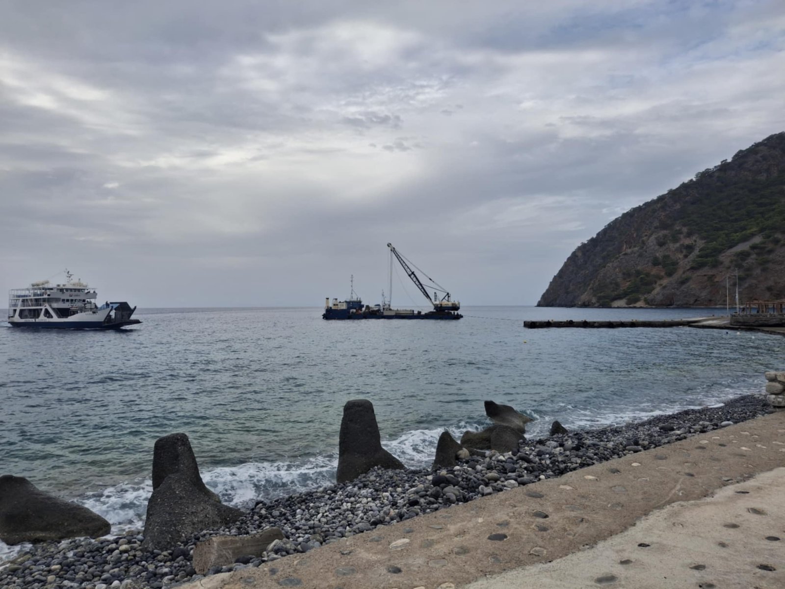 Κατασκευή ράμπας εξυπηρέτησης πλοίων στην Αγία Ρουμέλη του Δήμου Σφακίων