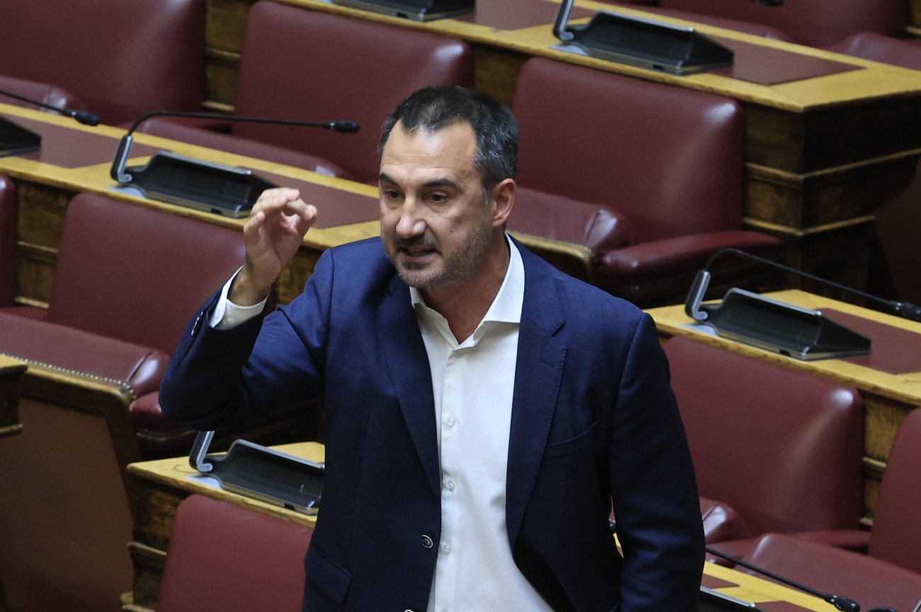 Χαρίτσης: Οι αντιδημοκρατικές επιλογές Μητσοτάκη θέτουν σε κίνδυνο τη δημοκρατία