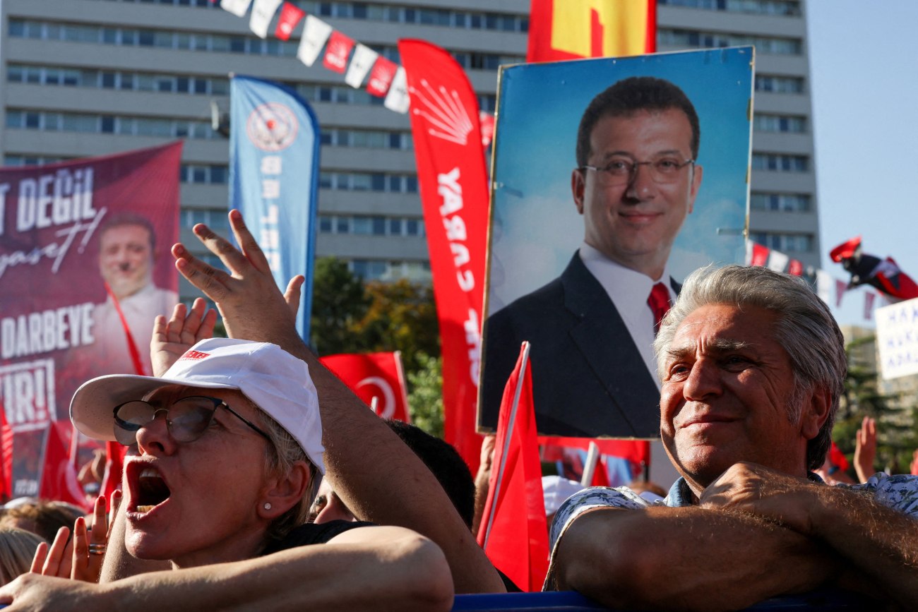 Τουρκία: Έρευνα για κατασκοπεία σε βάρος του Ιμάμογλου και συνεργατών του