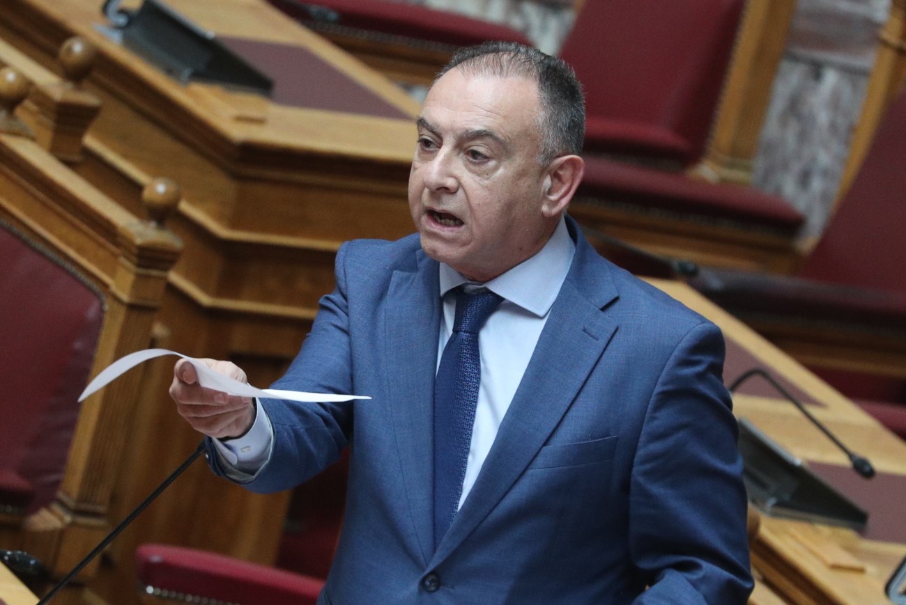 Κανένα αδειοδοτημένο εμβόλιο κατά της ευλογιάς – η απάντηση του Κέλλα στη Βουλή