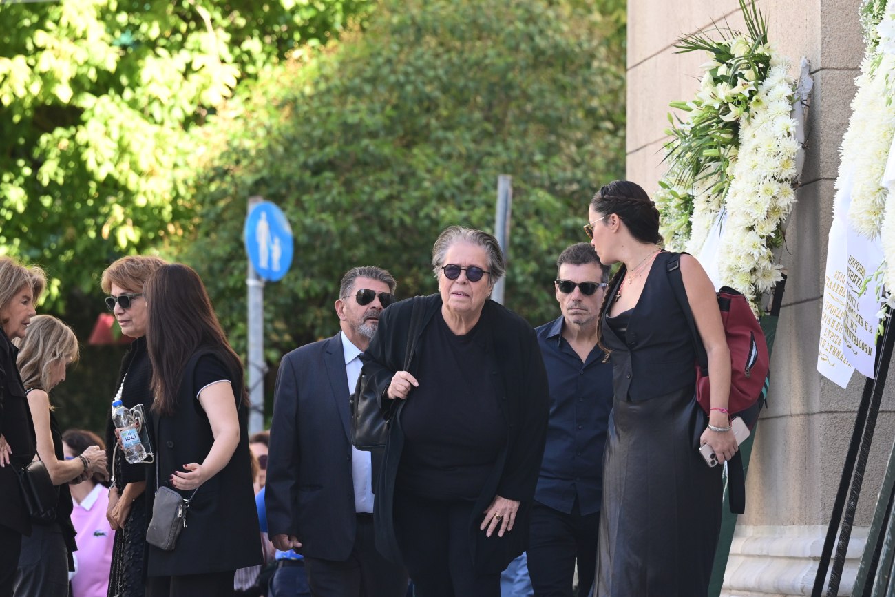 Δήμητρα Γαλάνη: Ο Διονύσης Σαββόπουλος ήταν το φωτεινότερο μονοπάτι της ζωής μου
