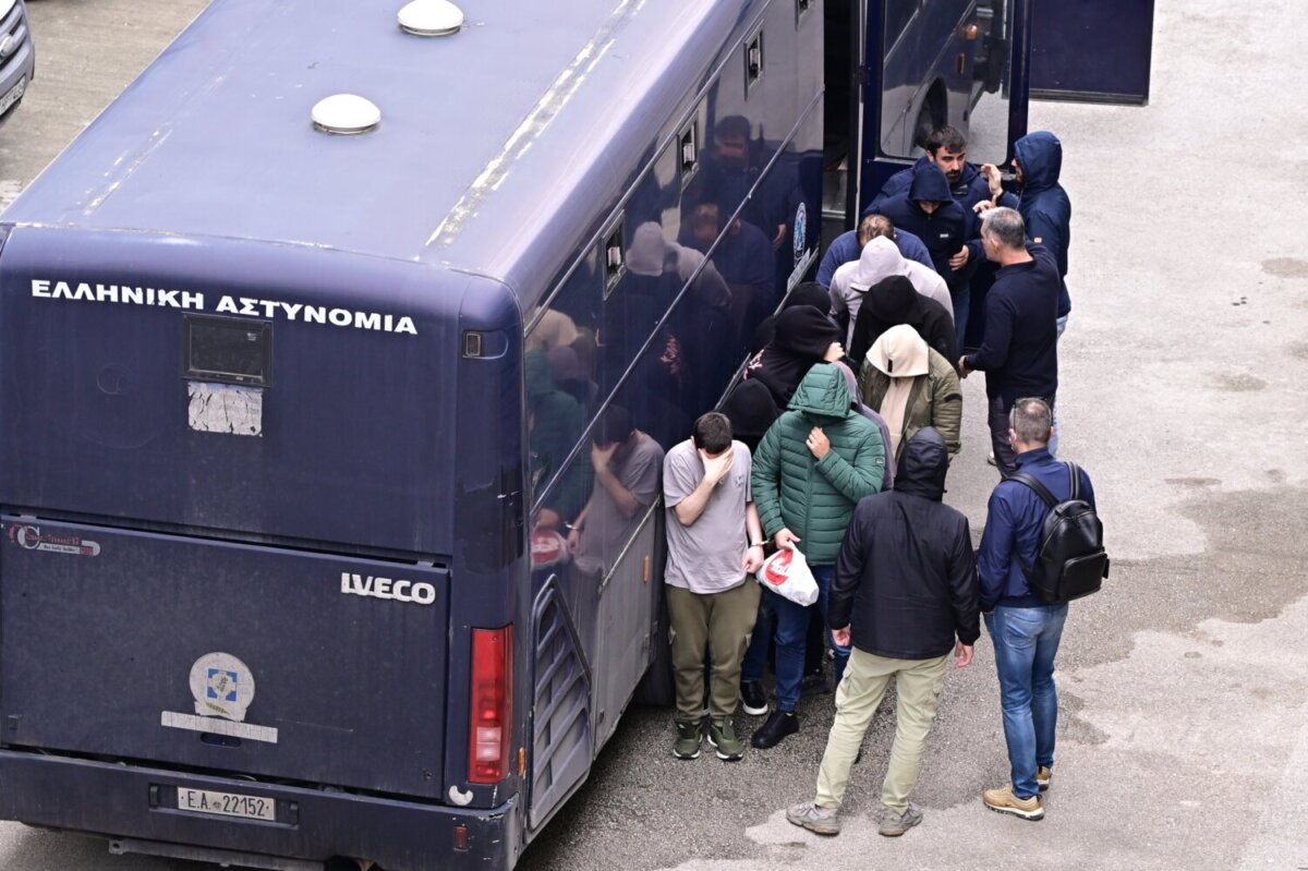 Στη φυλακή ο πρώτος κατηγορούμενος για τις απάτες στον ΟΠΕΚΕΠΕ, ελεύθεροι άλλοι οκτώ