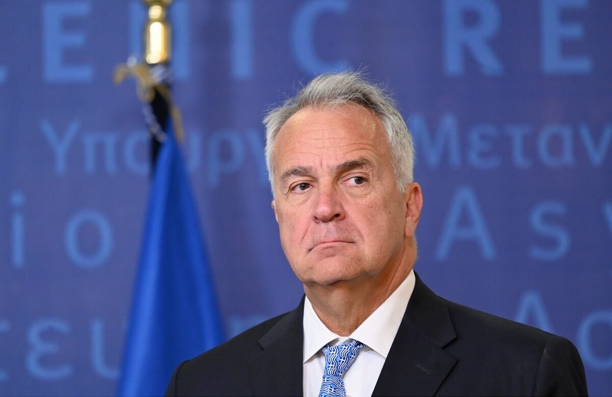 Δεν με τρομάζουν οι επιθέσεις, δηλώνει ο Βορίδης, υπονοώντας ότι οι δράστες ήταν χουλιγκάνοι της ακροαριστεράς