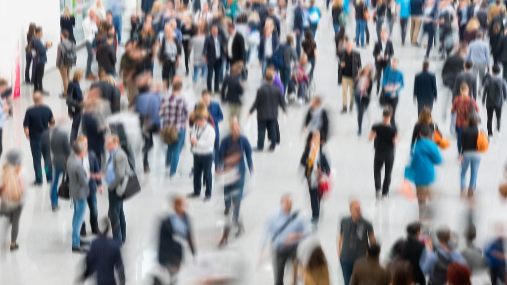 Η επανασύνδεση με την κοινωνία