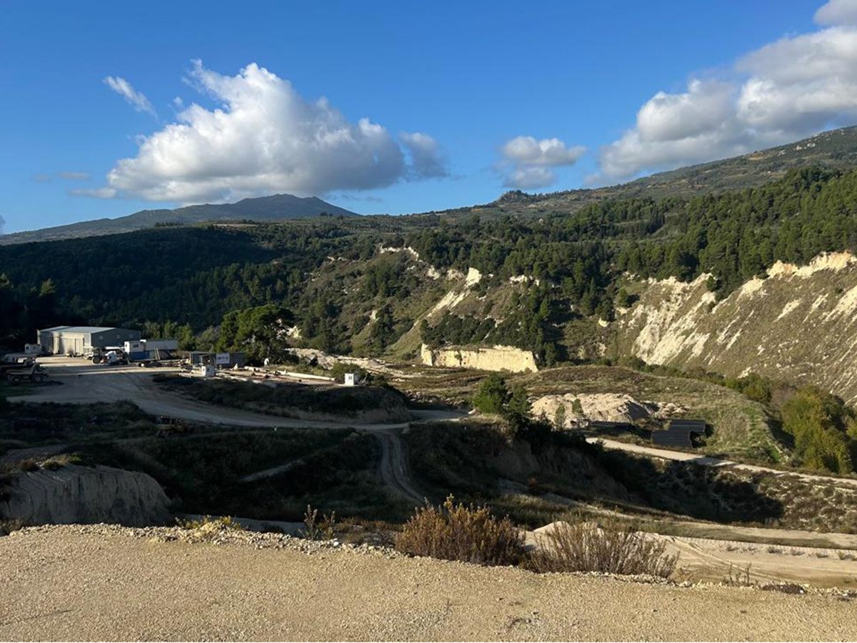 Επαναλειτουργία των εργασιών κατασκευής του φράγματος στην Κορινθία