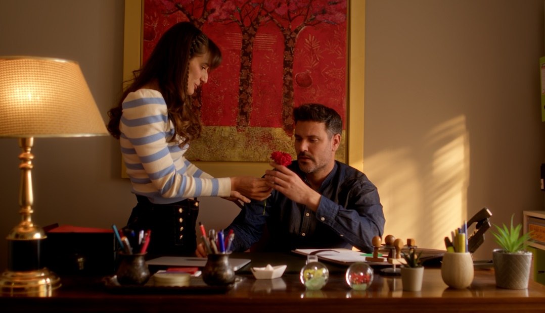 Νέα μπερδέματα στο ξενοδοχείο Ελβίρα