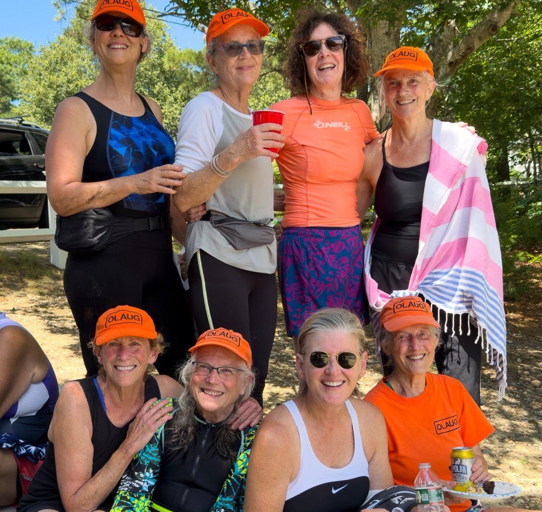 Οι θαρραλέες γυναικες του βυθού: Η ομάδα ηλικιωμένων που καθαρίζει υποθαλάσσια σκουπίδια